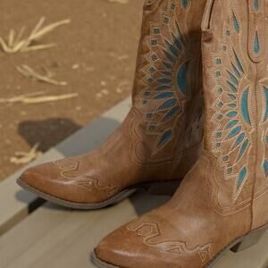 9M NIB MATISSE  Bandera Tan Turquoise Western Boots